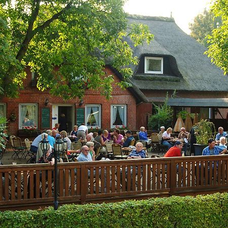 فندق Groß Grönauفي  Landhaus Absalonshorst المظهر الخارجي الصورة