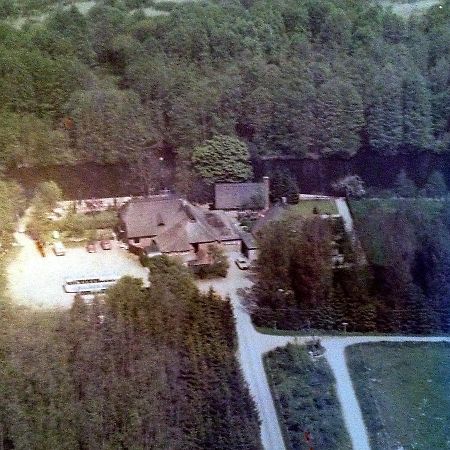 فندق Groß Grönauفي  Landhaus Absalonshorst المظهر الخارجي الصورة