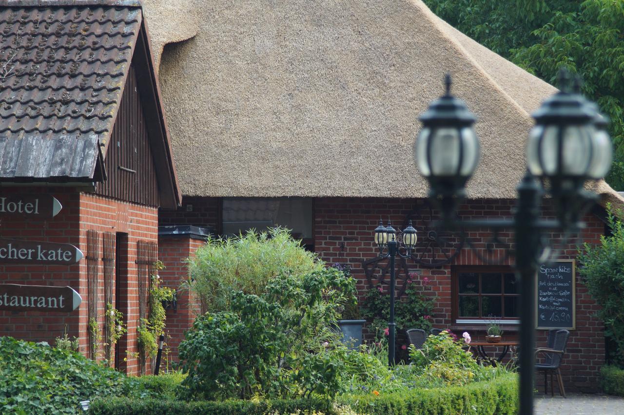 فندق Groß Grönauفي  Landhaus Absalonshorst المظهر الخارجي الصورة